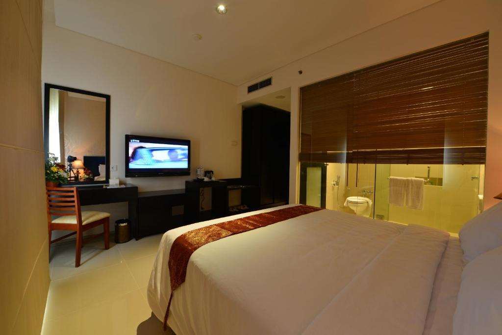 Hotel Emilia By Amazing -