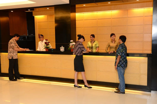 Hotel Emilia By Amazing - 3*